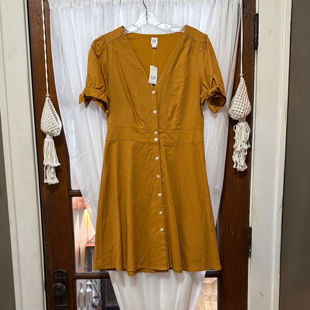 GAP, Mustard Linen Button-Down Dress, size 8. NWT!!